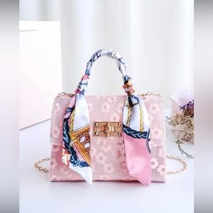 Mini scarf decor floral chain bag